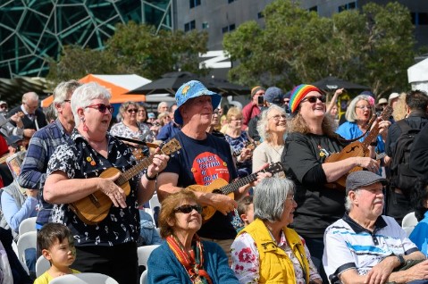 UKULELE GROUP PERFORMANCE AT FEDERATION SQUARE ON SUNDAY 5TH OCTOBER